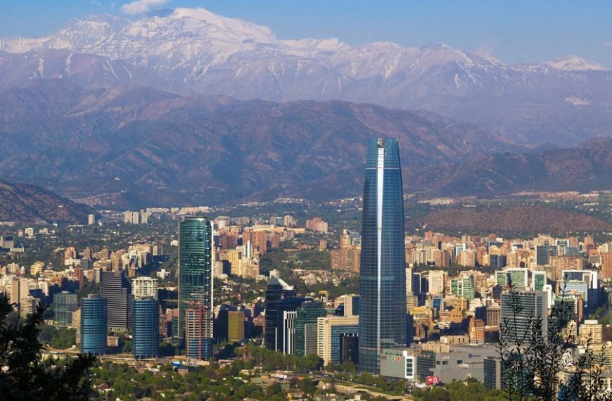 Crece el mercado inmobiliario en Santiago: La Cisterna, San Miguel y San Bernardo son protagonistas