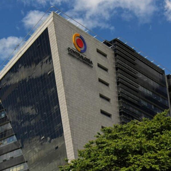 Irregularidades en la licitación: Jorge Sharp responde