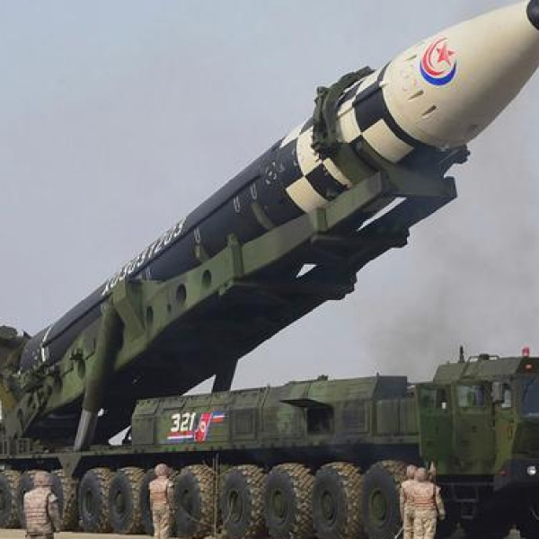 Misiles Balísticos de Corea del Norte Disparados al Mar Amarillo
